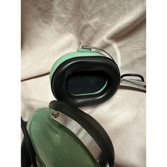 David Clark H10-20 Aircraft Pilot Dual Connector Headphones W/Mike And Carry Bag - Picture 4 of 9